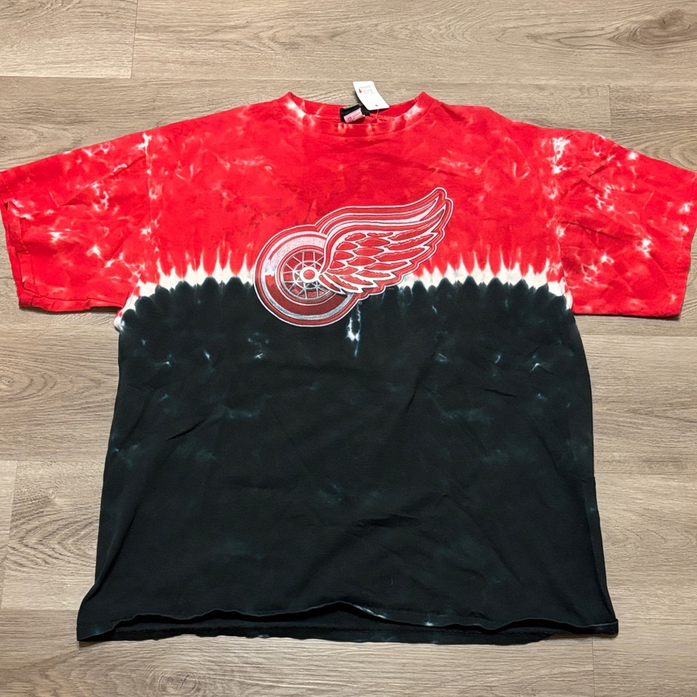 Liquid Blue Detroit Red Wings Vintage Tie-Dye T-Shirt
